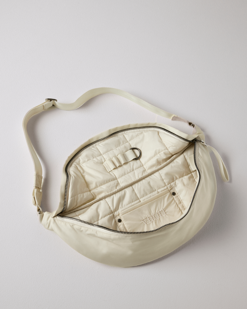 Vuori Arden Crescent Sling | Bone