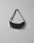 Vuori Arden Crescent Sling | Black