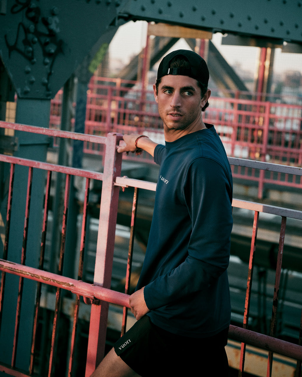 Long Sleeve Clearview Seamless Tee | Sapphire