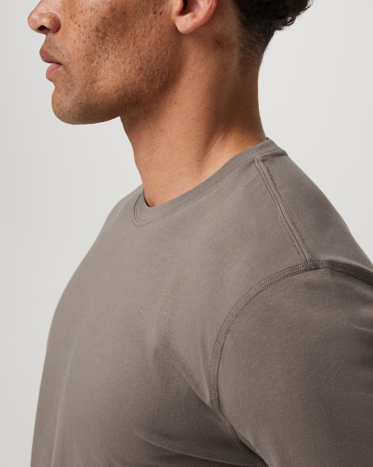 Tuvalu Tee | Smokey Taupe