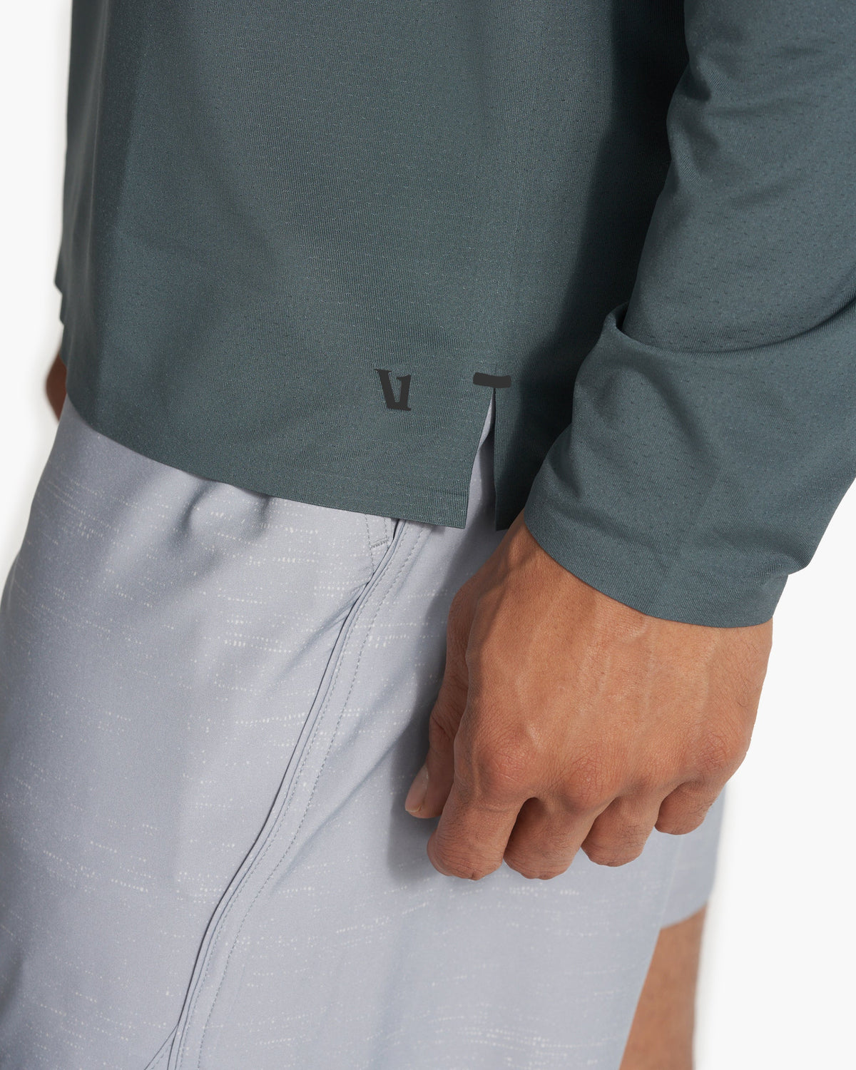 Long Sleeve Viewpoint Performance Tee | Lake