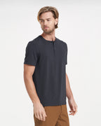Linear Henley | Black