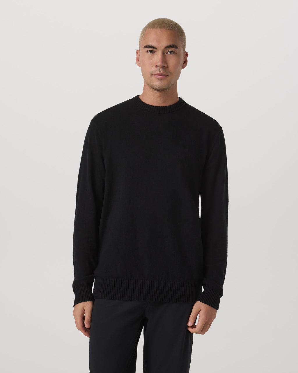 Fluent Sweater | Black
