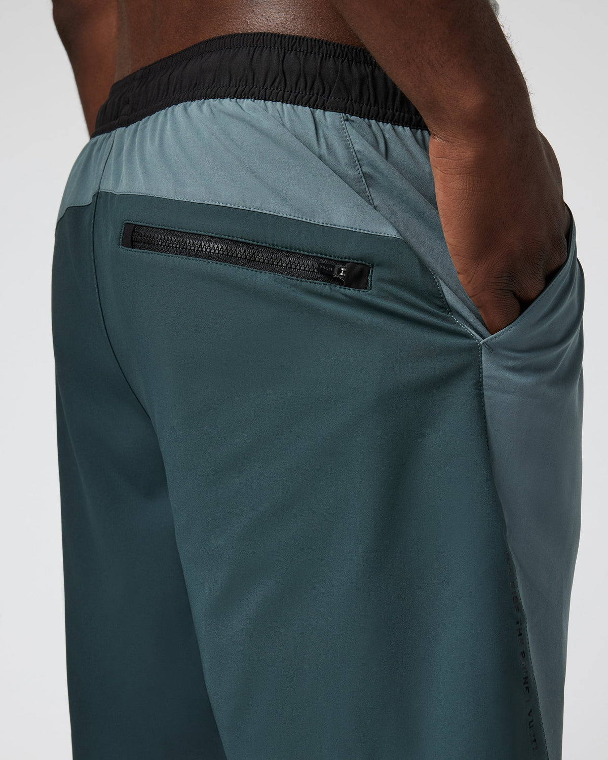 Chromatic Kore Short Lined 7 | Kashmir