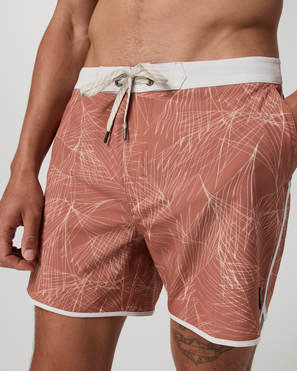 Cruise Boardshort 5 | Vintage Red Palm Shadow