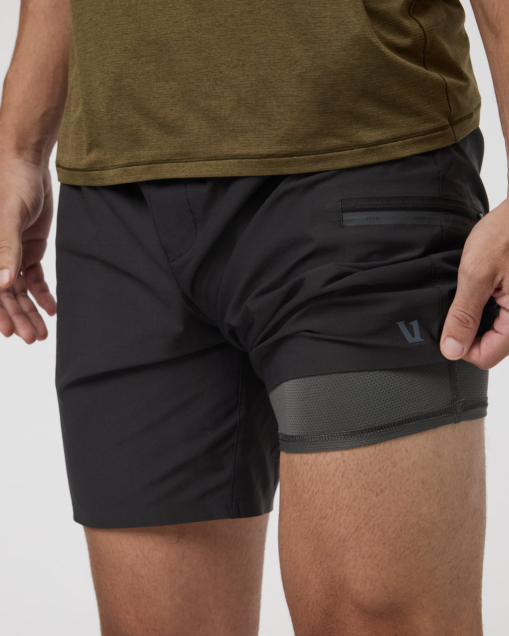 Grafton Short Lined 7 | Black