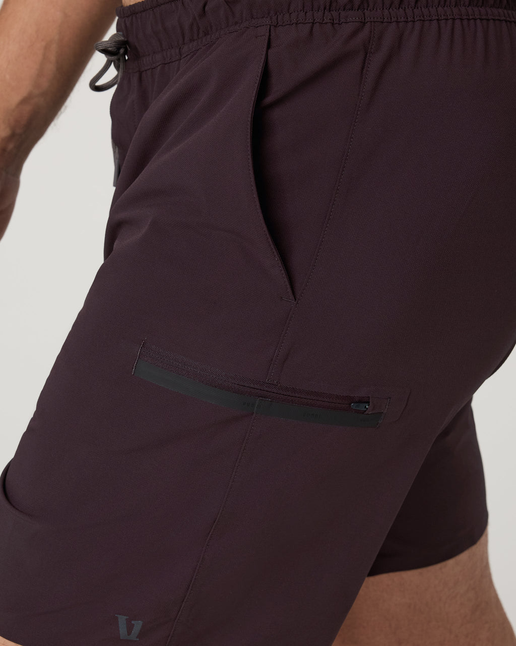 Grafton Short Lined 7 | Raisin