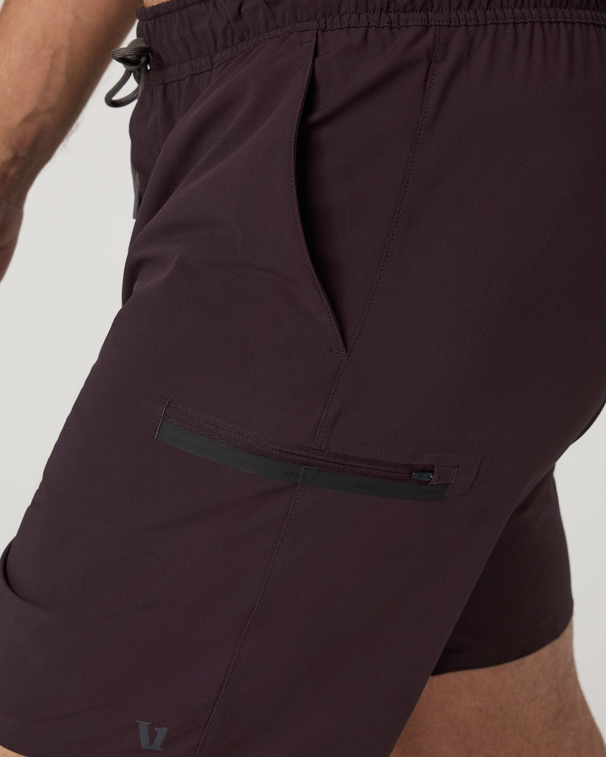 Grafton Short Lined 7 | Raisin