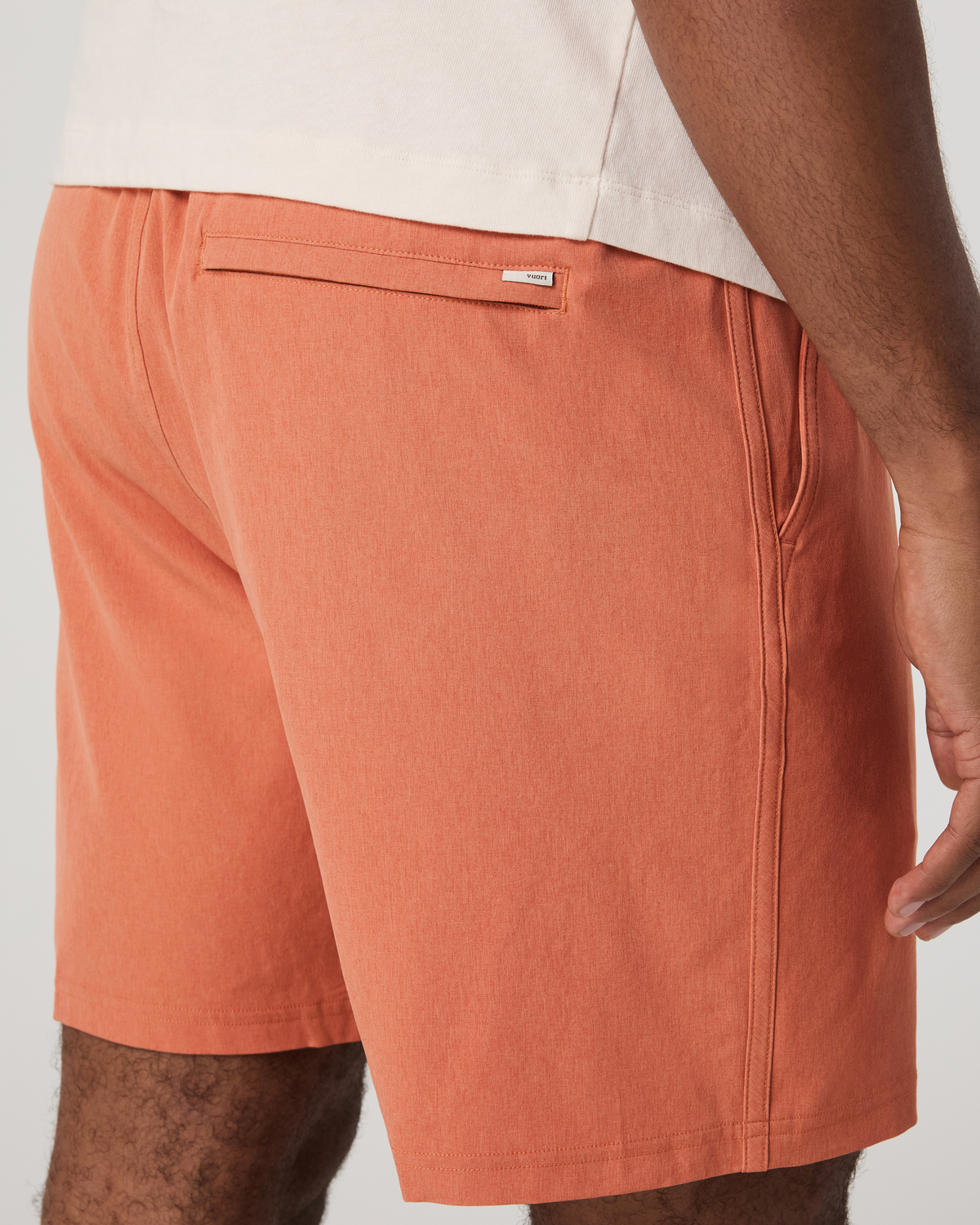 Banks Session Short Unlined 7 | Washed Brick Linen Texture
