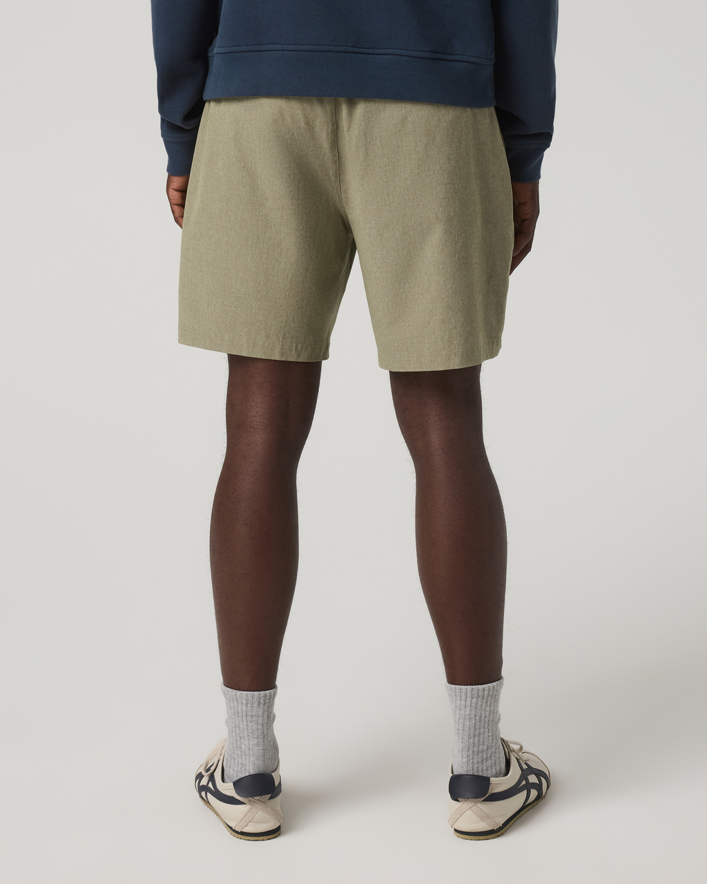 Aim Elastic Waist Short 7 | Artichoke Linen Texture