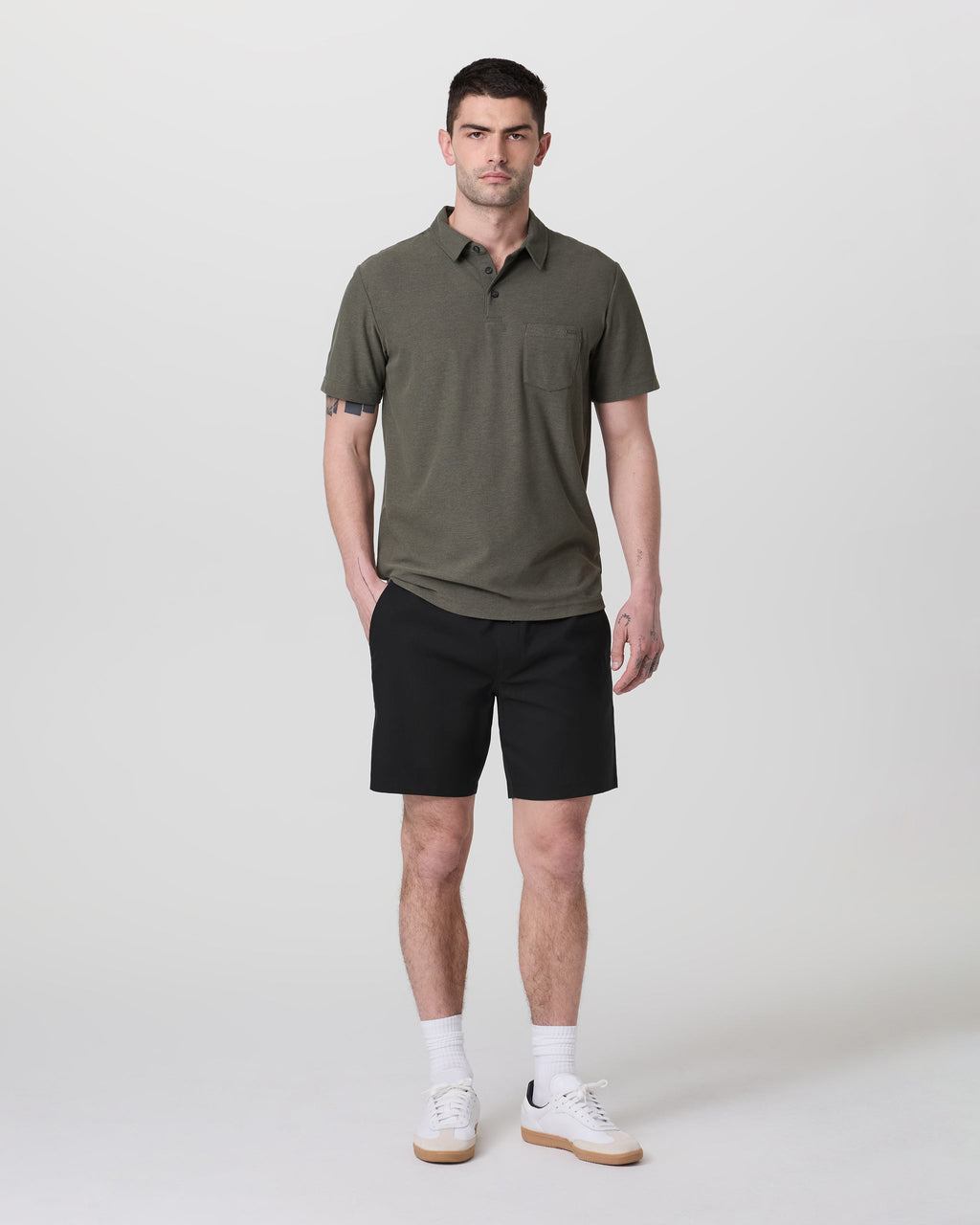Cascade Crinkle Elastic Waist Short 8 | Black