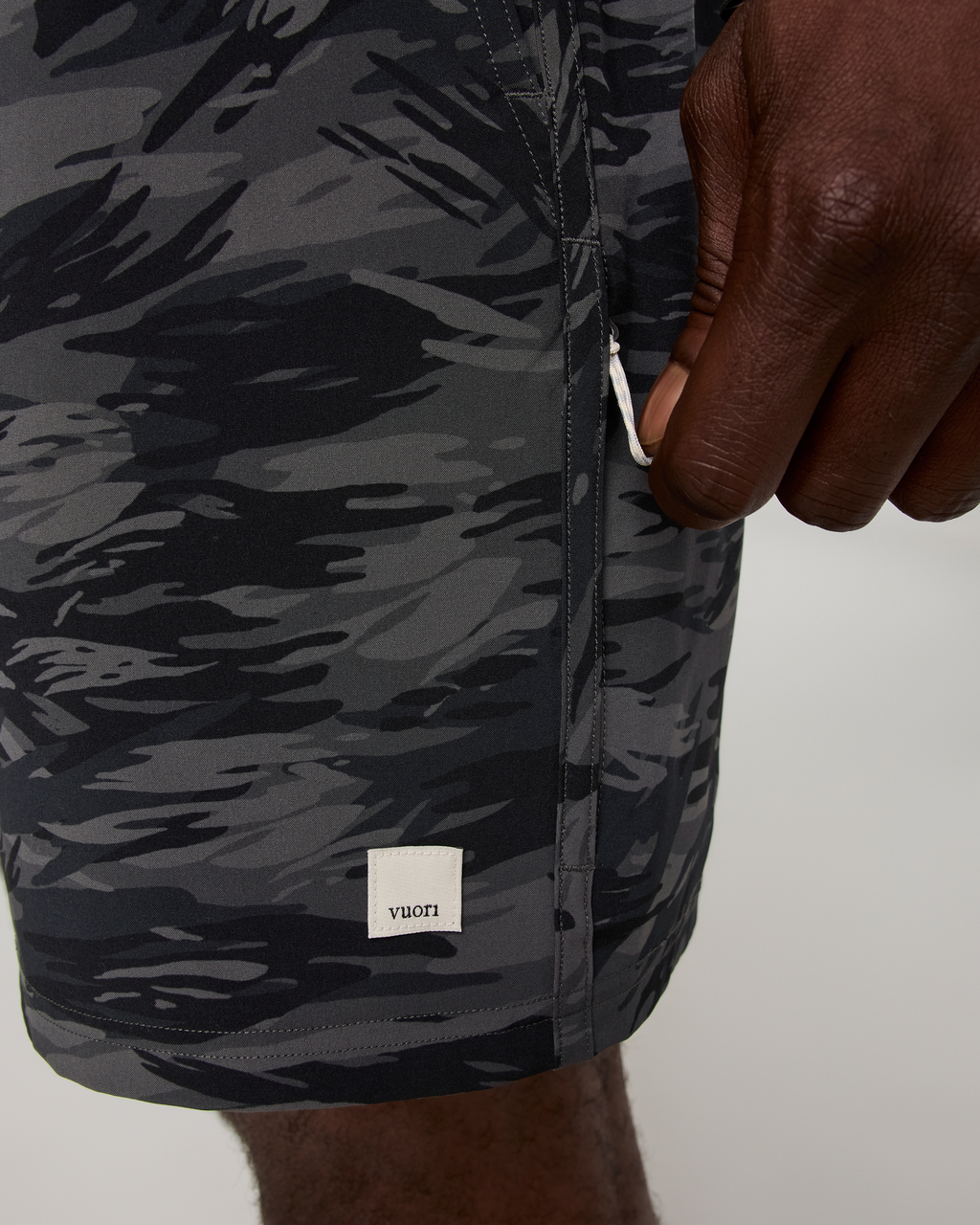 Banks Session Short Unlined 5 | Black Riptide Camo