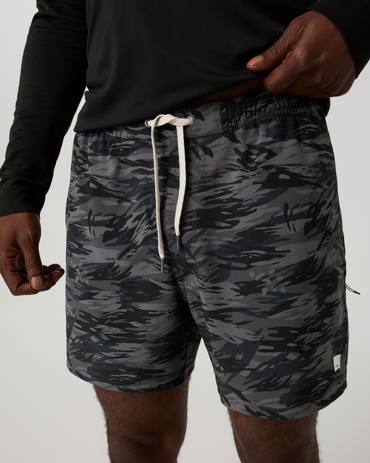 Banks Session Short Unlined 5 | Black Riptide Camo