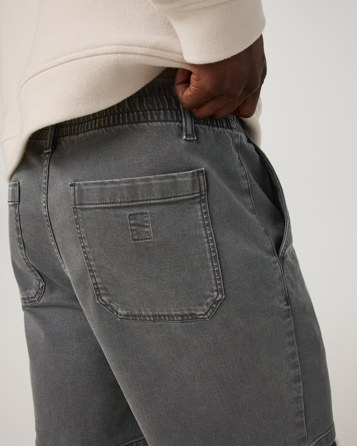 Benton Twill Elastic Waist Short 8 | Dark Pewter