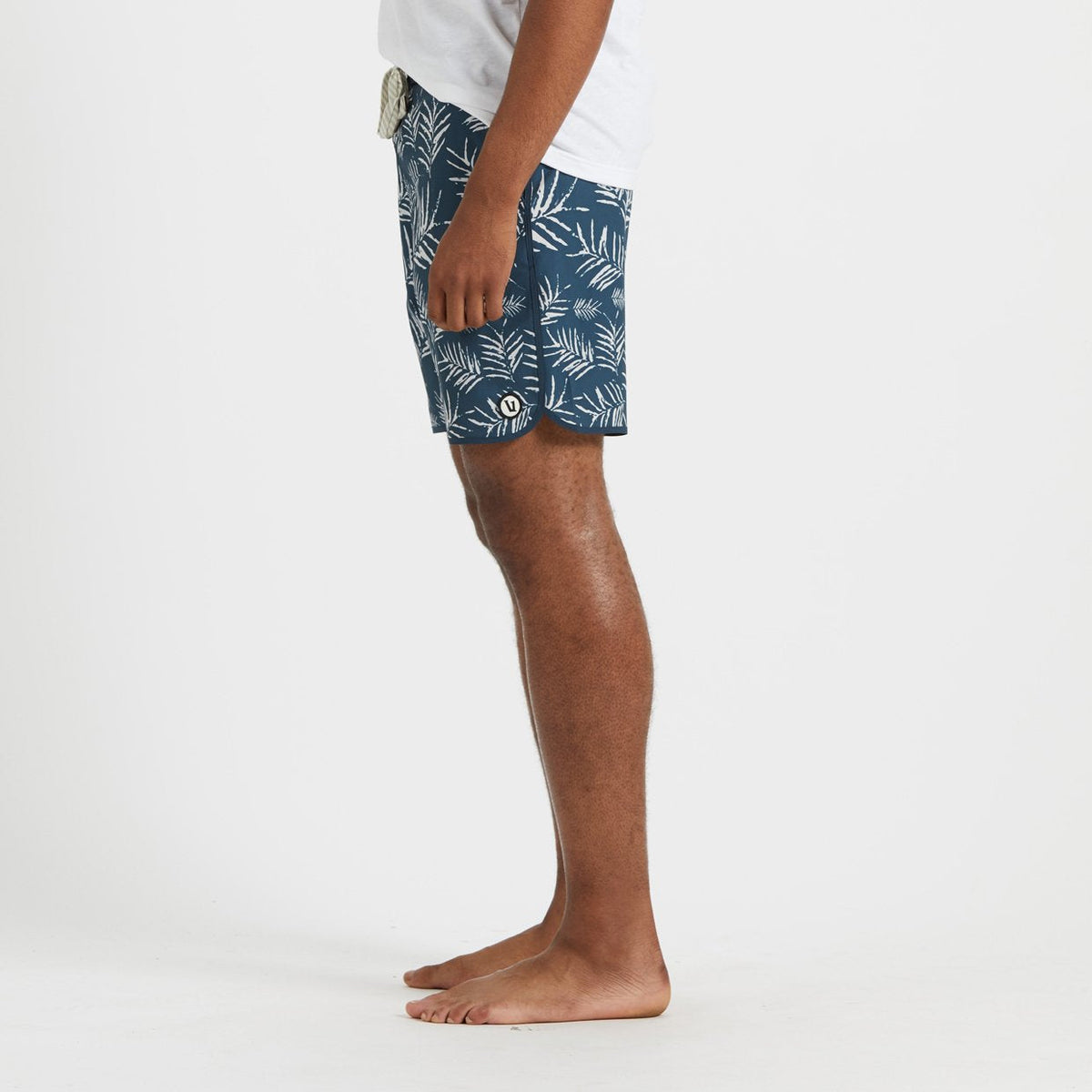 Cruise Boardshort | Indigo Floating Palm