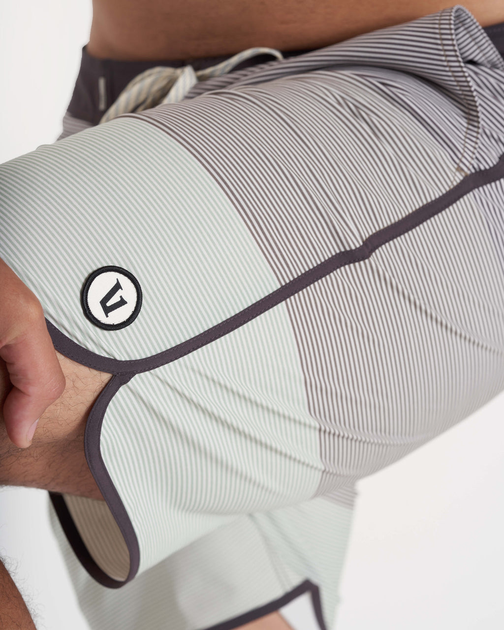 Cruise Boardshort | Smoke Wave Stripe
