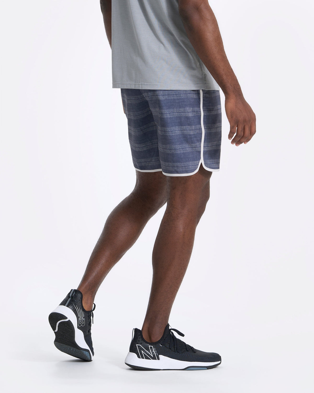 Banks Short Unlined 7 | Charcoal Linen Dot
