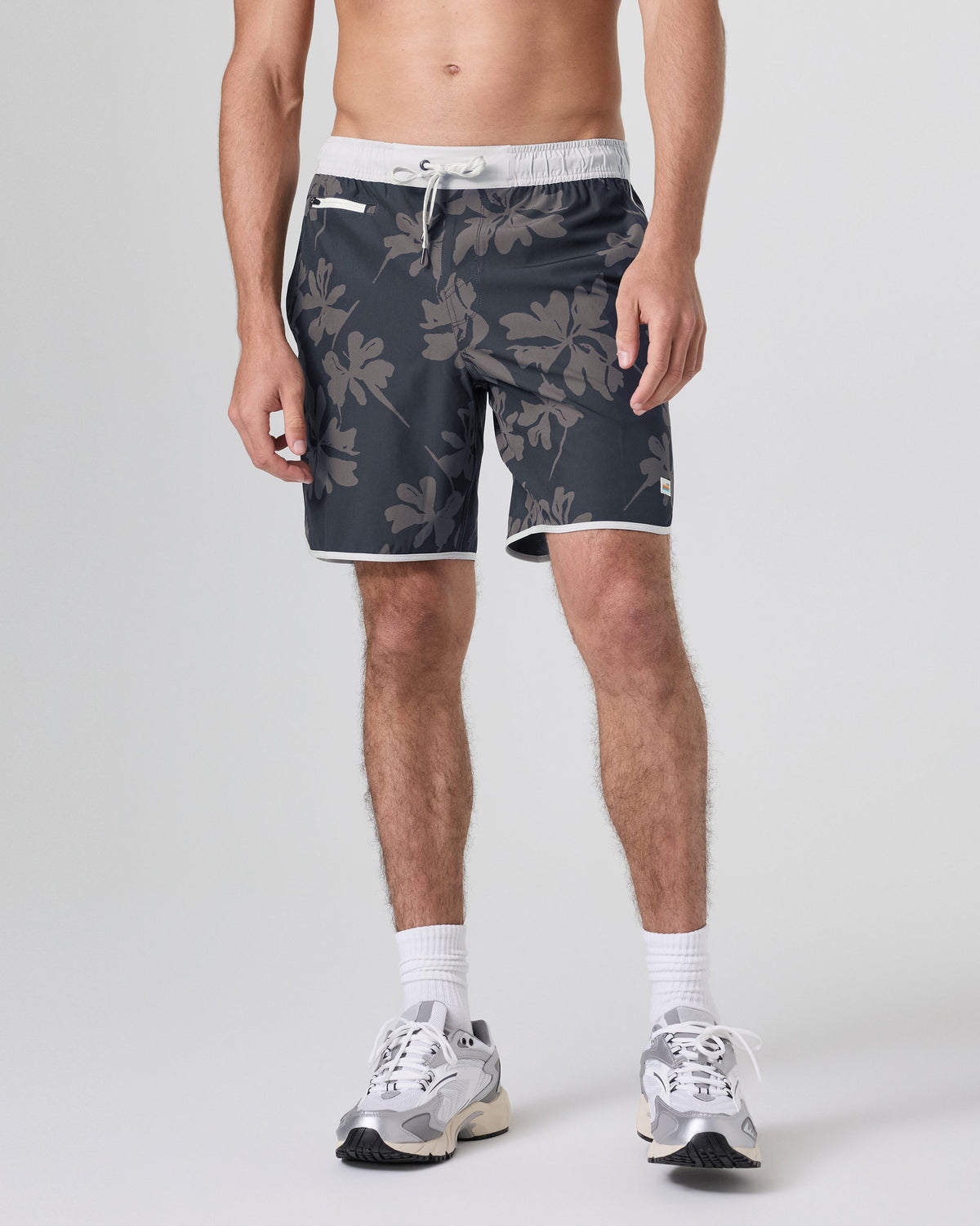 Banks Short Unlined 7 | Dark Pewter Plumeria