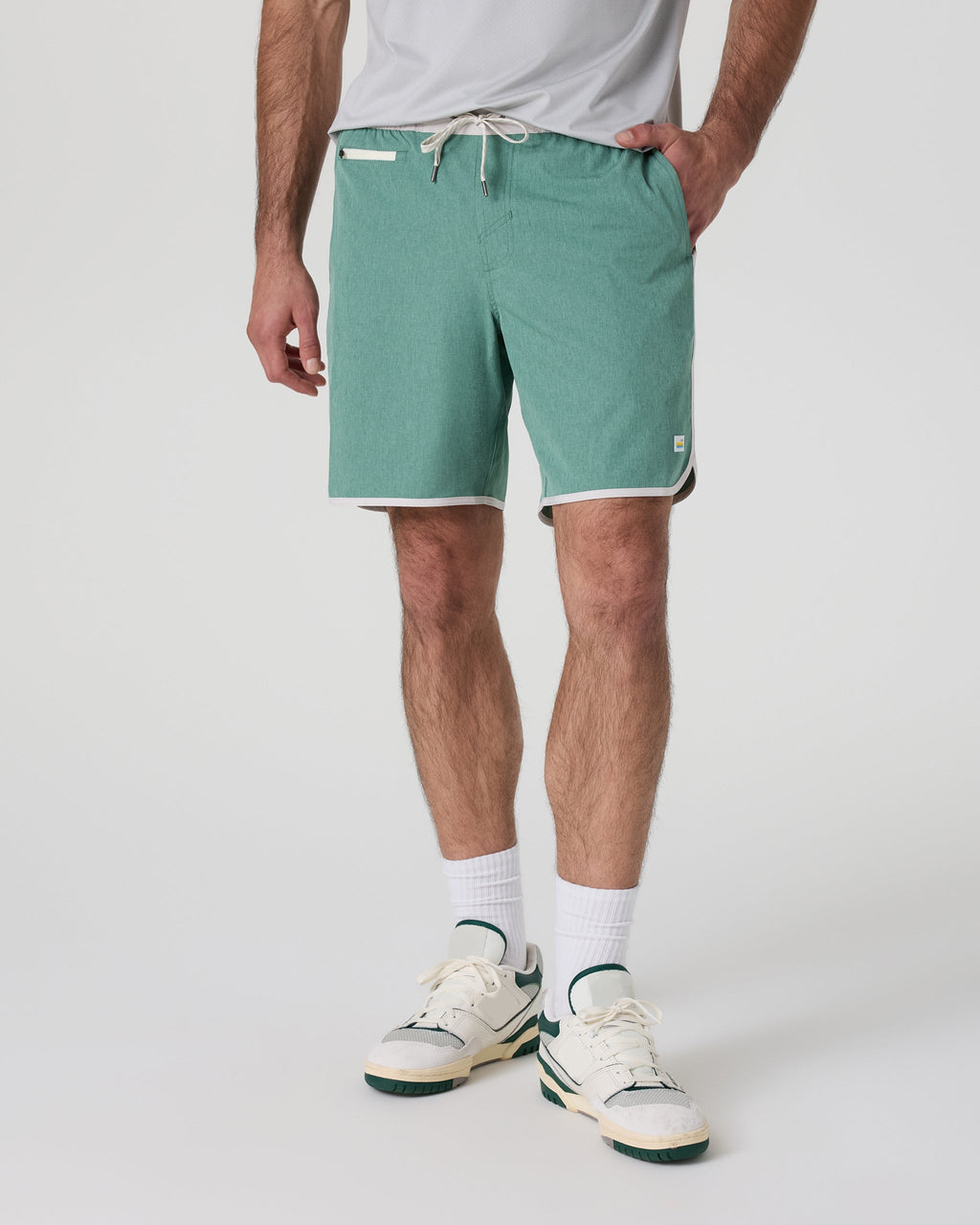 Banks Short Unlined 7 | Hedge Green Linen Texture