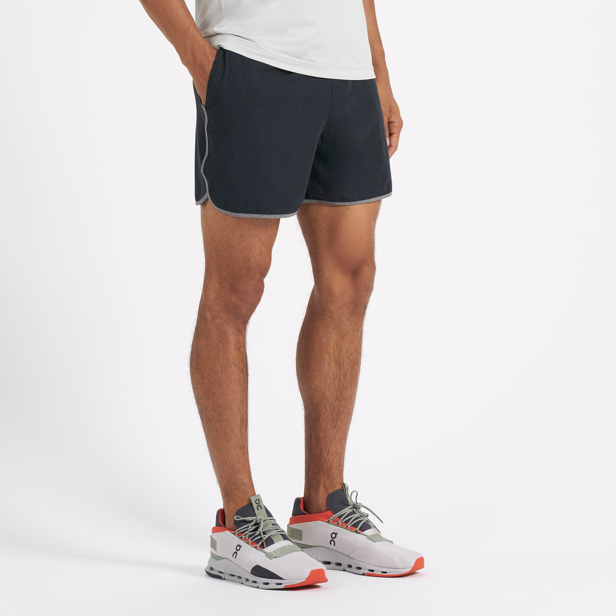 Banks Short Unlined 5 | Black Linen Texture