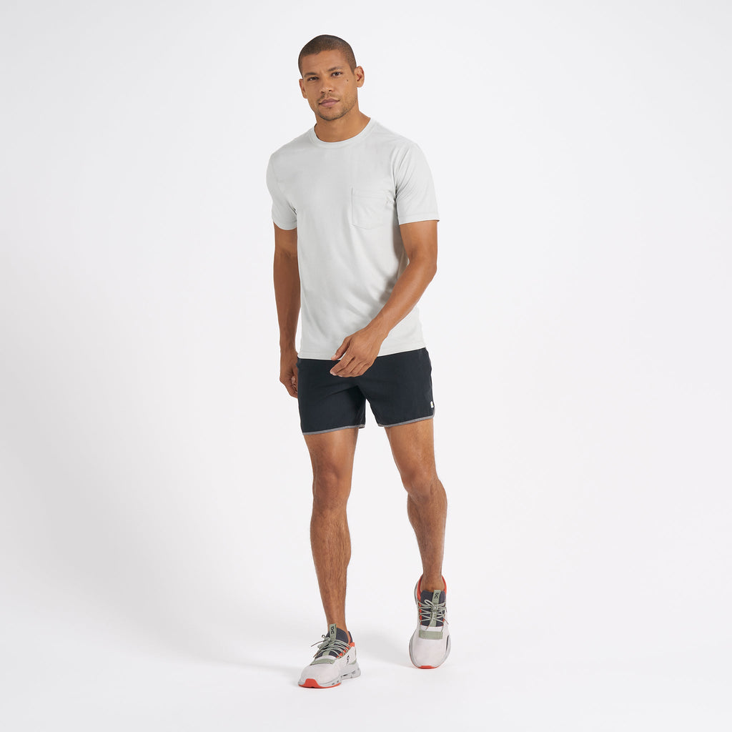 Banks Short Unlined 5 | Black Linen Texture