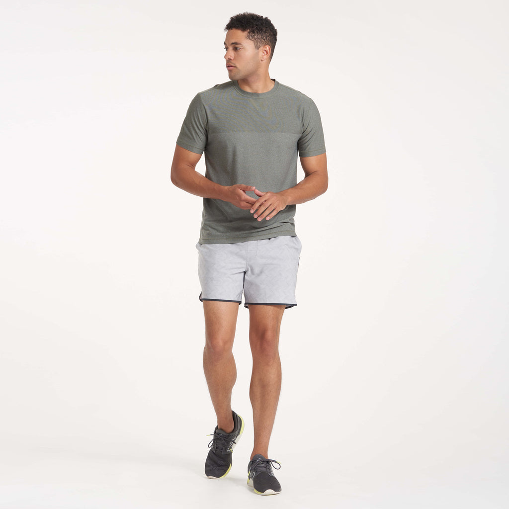 Banks Short Unlined 5 | Platinum Herringbone