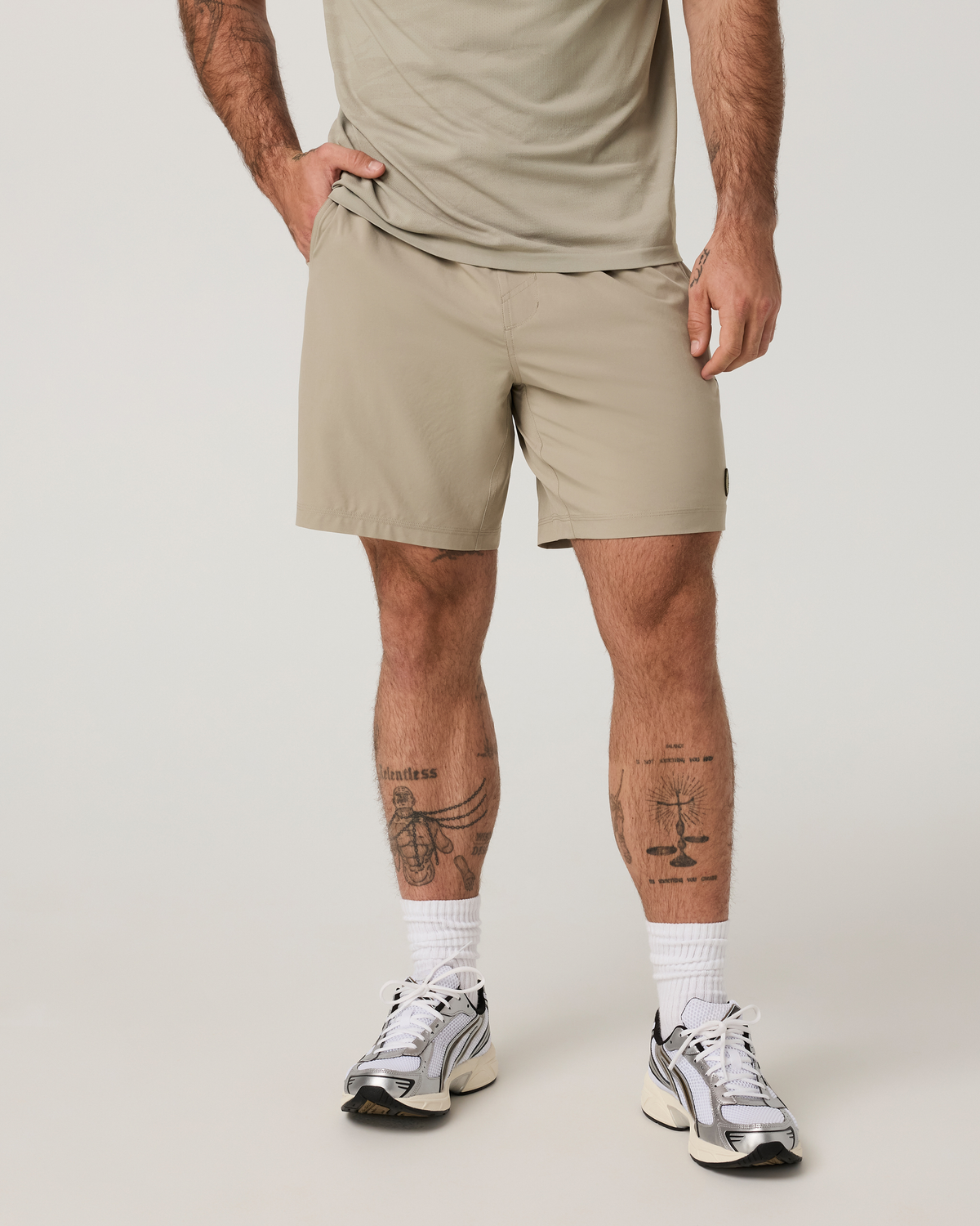 Kore Short Unlined 7 | Biscotti Tonal