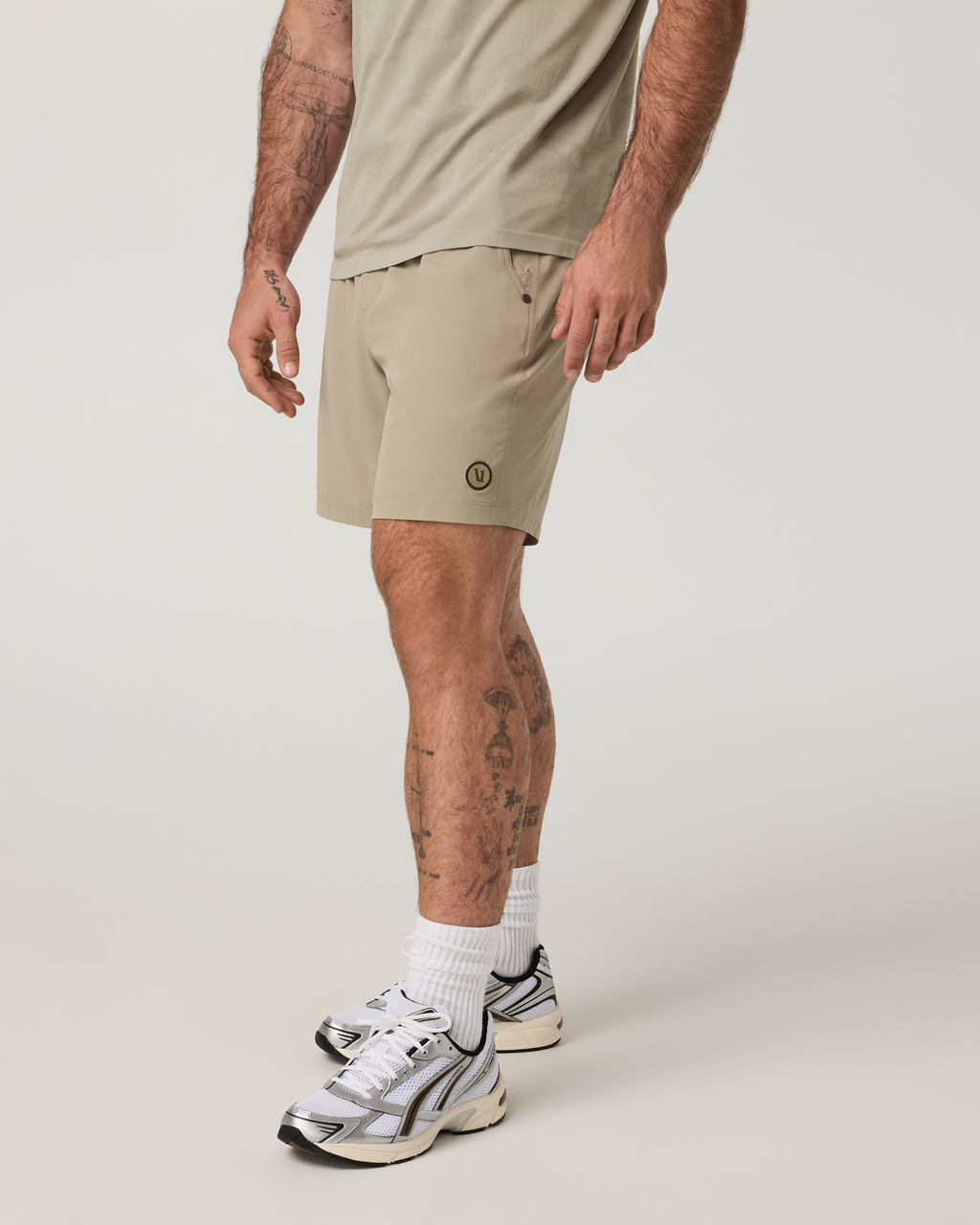 Kore Short Unlined 7 | Biscotti Tonal