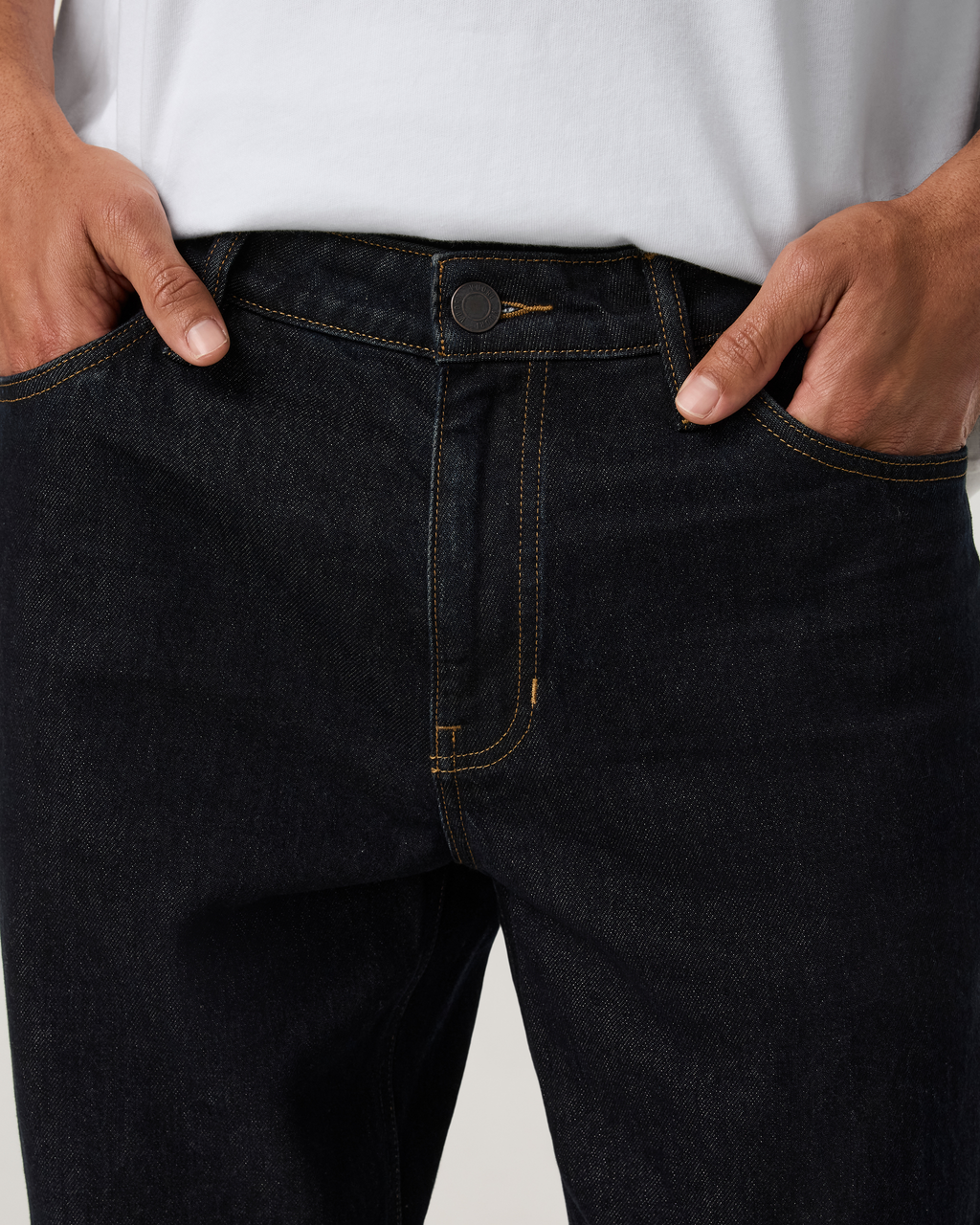 Vuori Vintage Jean Classic Fit 30 | Comet Rinse Denim