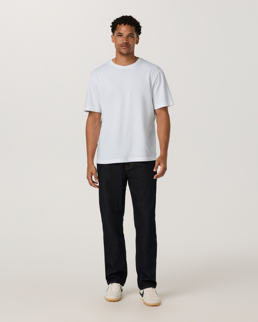 Vuori Vintage Jean Classic Fit 30 | Comet Rinse Denim