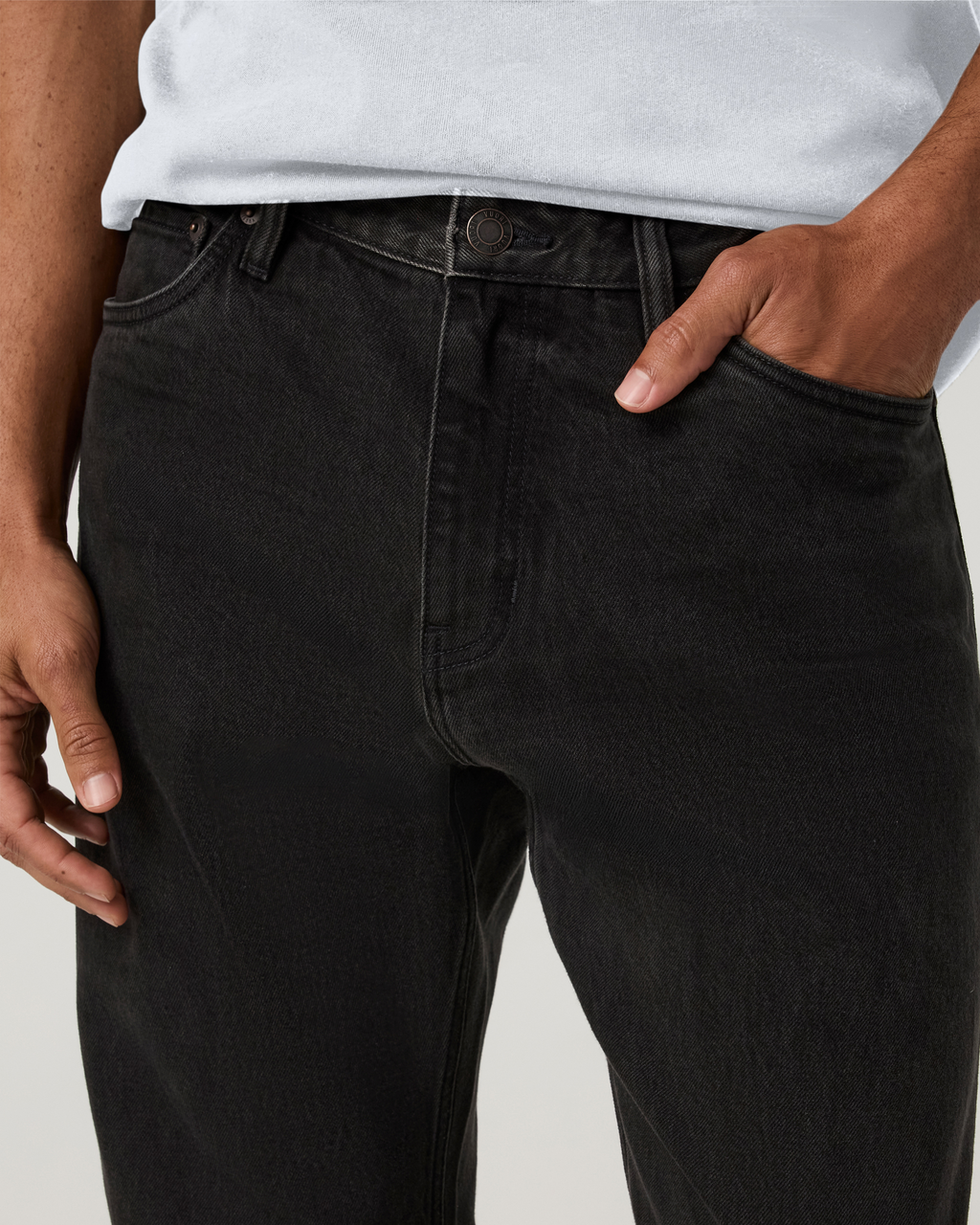 Vuori Vintage Jean Relaxed Fit 32 | Black Wash Denim