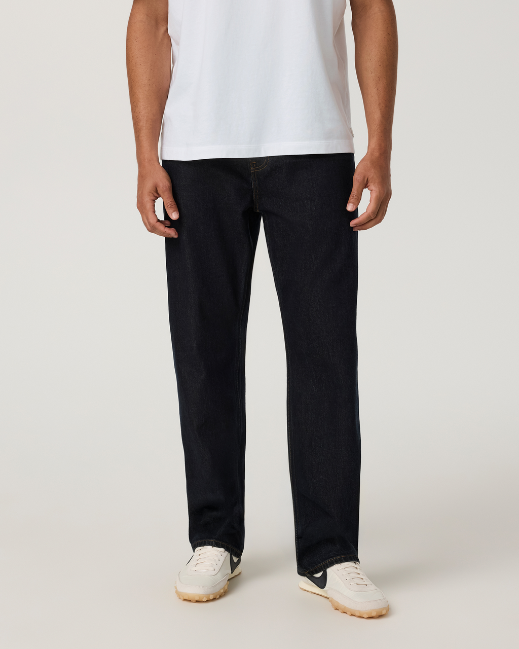 Vuori Vintage Jean Relaxed Fit 32 | Comet Rinse Denim