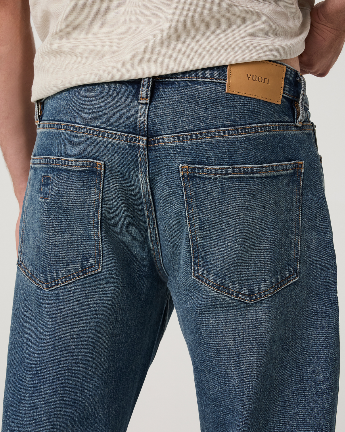 Vuori Vintage Jean Relaxed Fit 32 | Medium Wash Denim