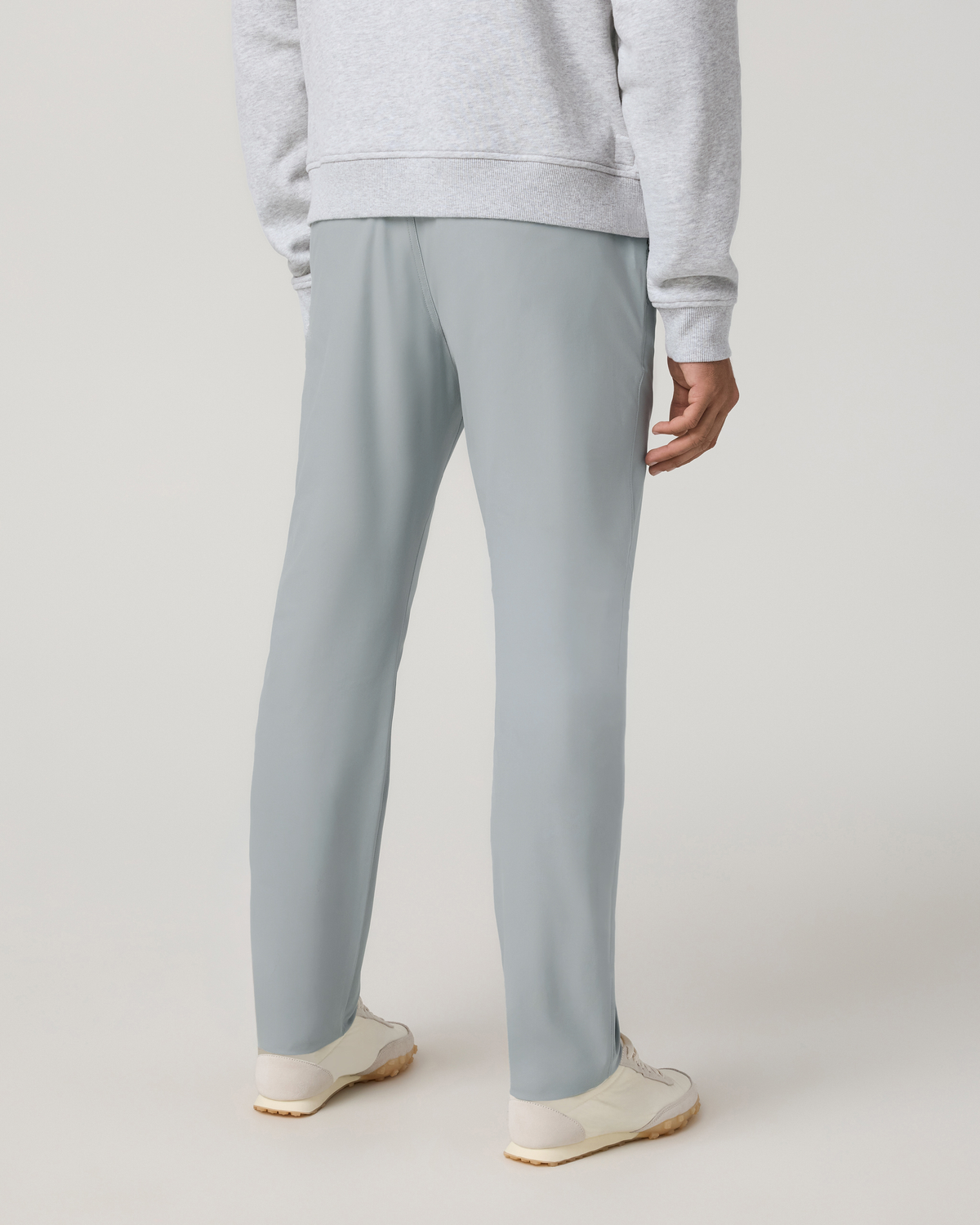 Vuori Meta™ Trouser Athletic Slim Fit 32 | Blue Haze