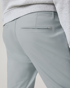 Vuori Meta™ Trouser Athletic Slim Fit 32 | Blue Haze