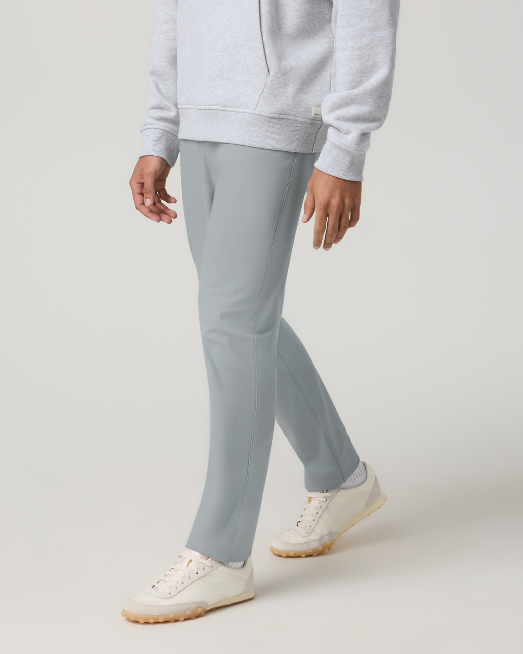Vuori Meta™ Trouser Athletic Slim Fit 32 | Blue Haze