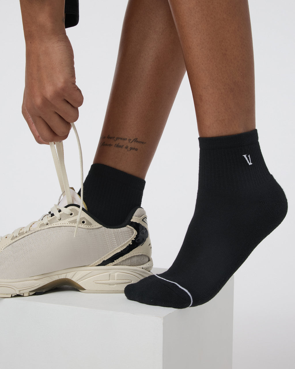 Quarter Crew V1 Sock | Black (OLD)