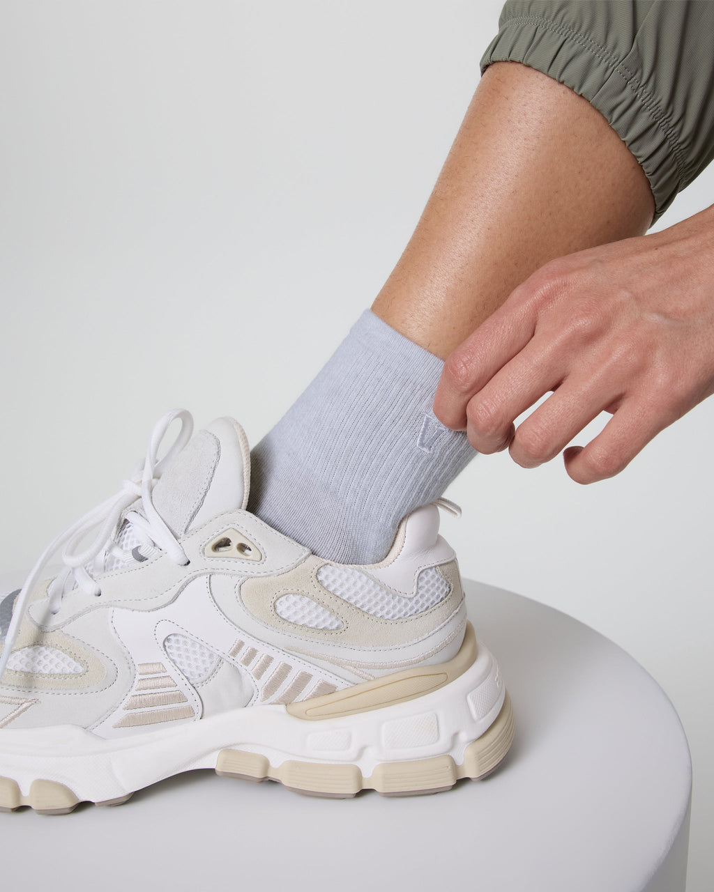Quarter Crew V1 Sock | Light Heather Grey