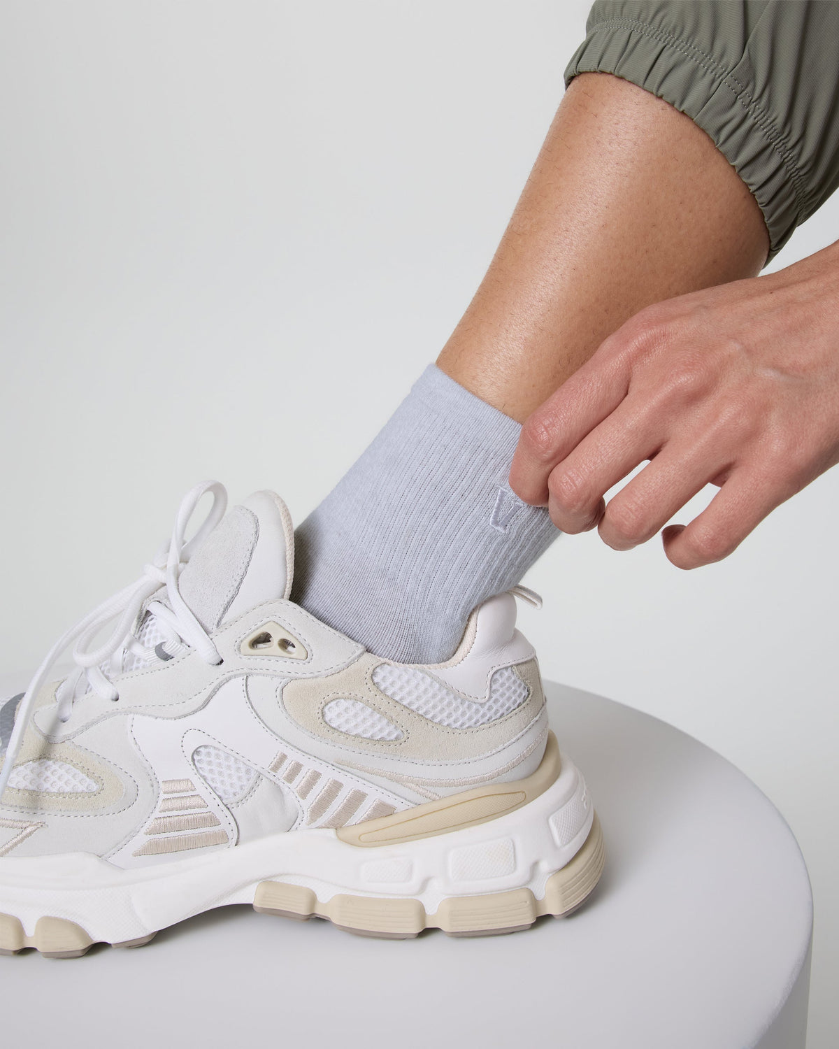 Quarter Crew V1 Sock | Light Heather Grey