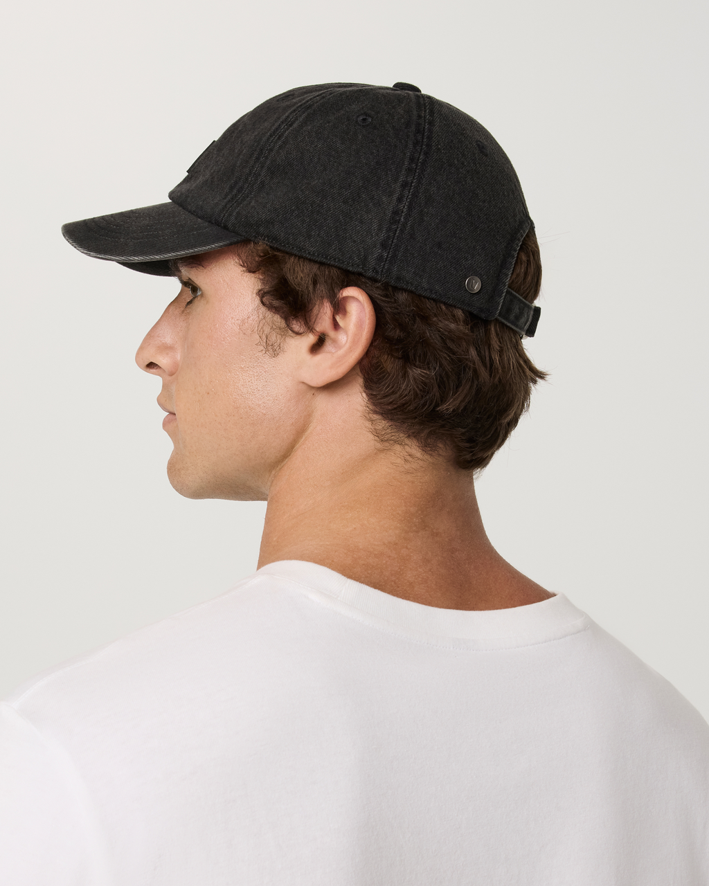 Vuori Vintage Denim Hat | Black Wash Denim