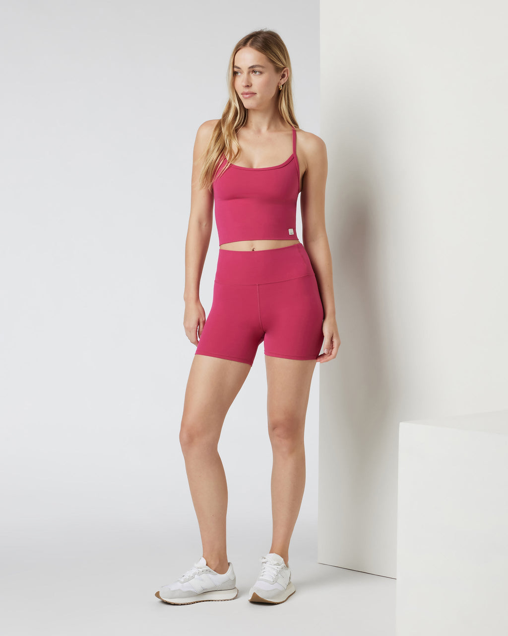 Vuori AllTheFeels™ Tank | Executive Pink