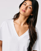 Sutton V-Neck | White