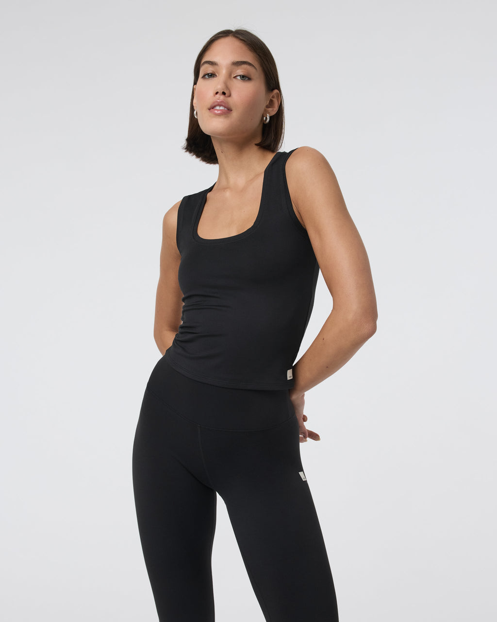 Halo Essential Scoop Tank | Solid Black