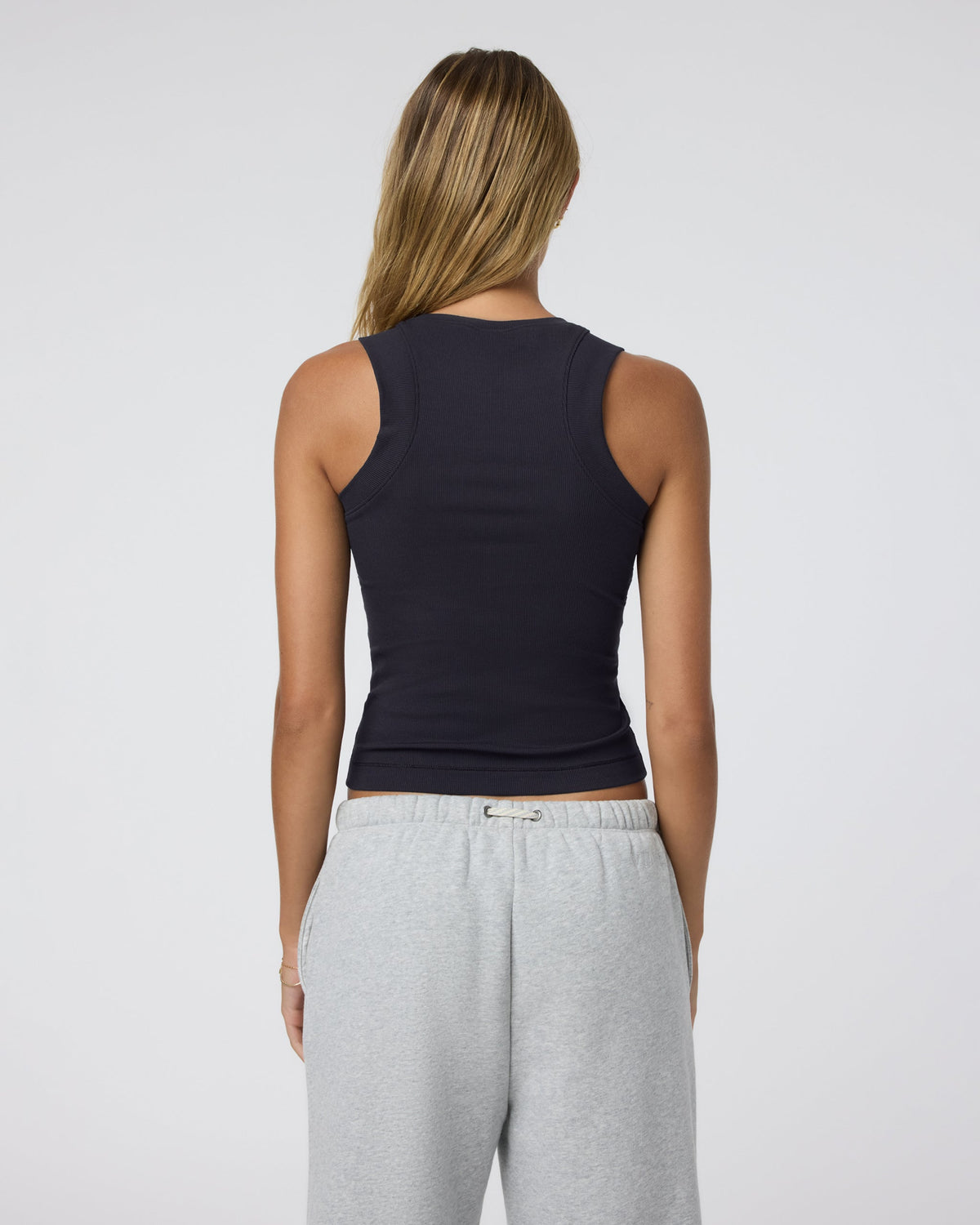 Pose Modern Tank | Black