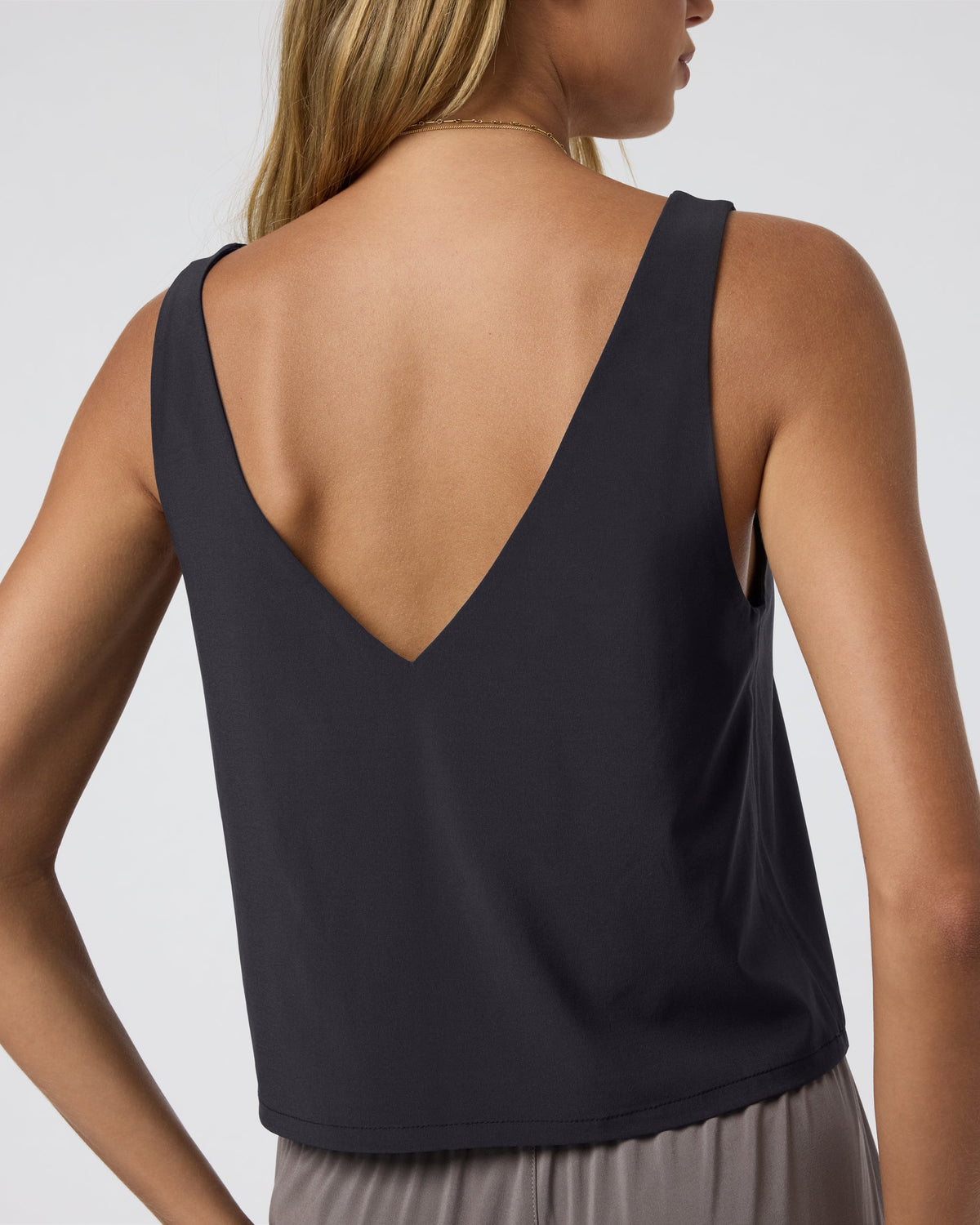 Villa Cropped Tank | Black