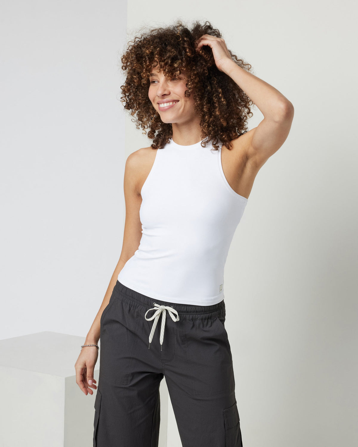 Vuori AllTheFeels™ Crew Tank | White