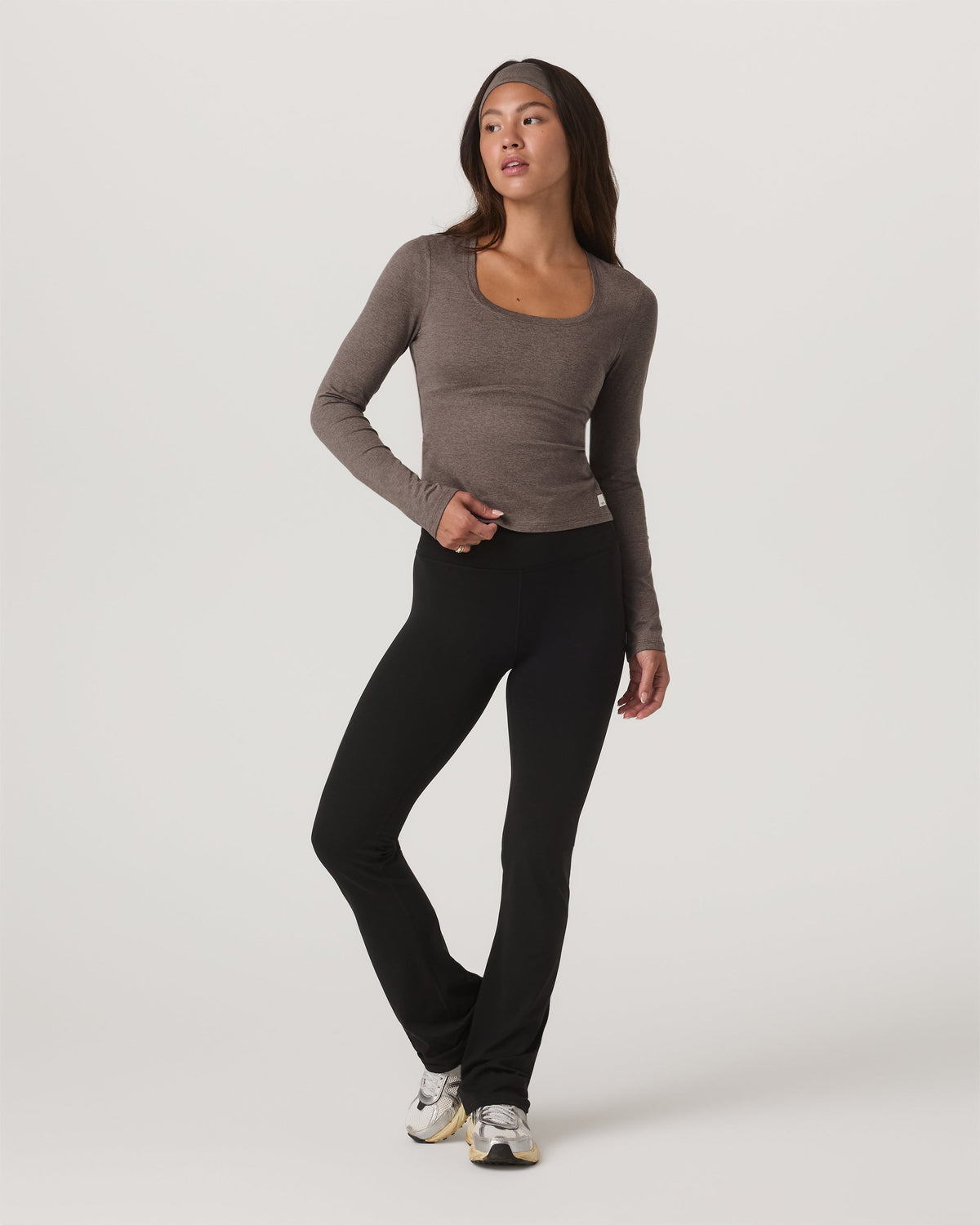 Long Sleeve Halo Essential Scoop | Chia Heather