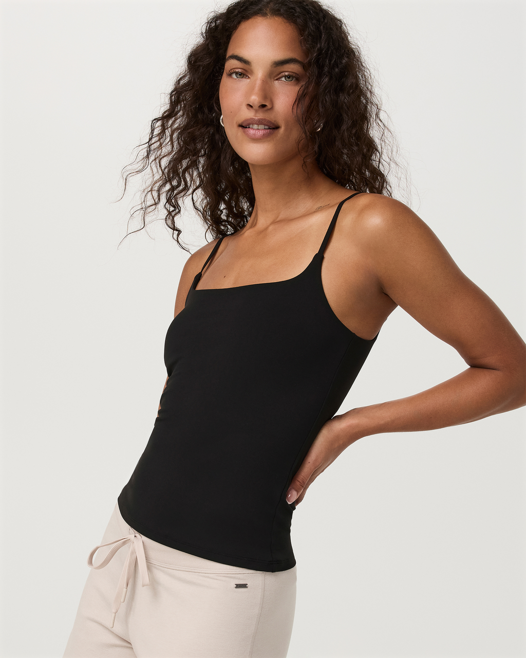 Vuori AllTheFeels™ Cami Long | Black