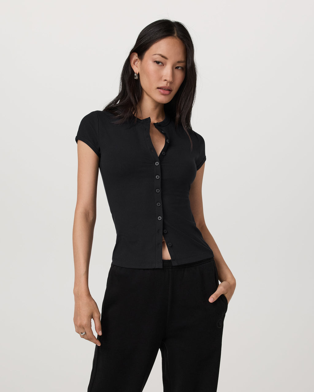 Short Sleeve Pose Button Up | Black