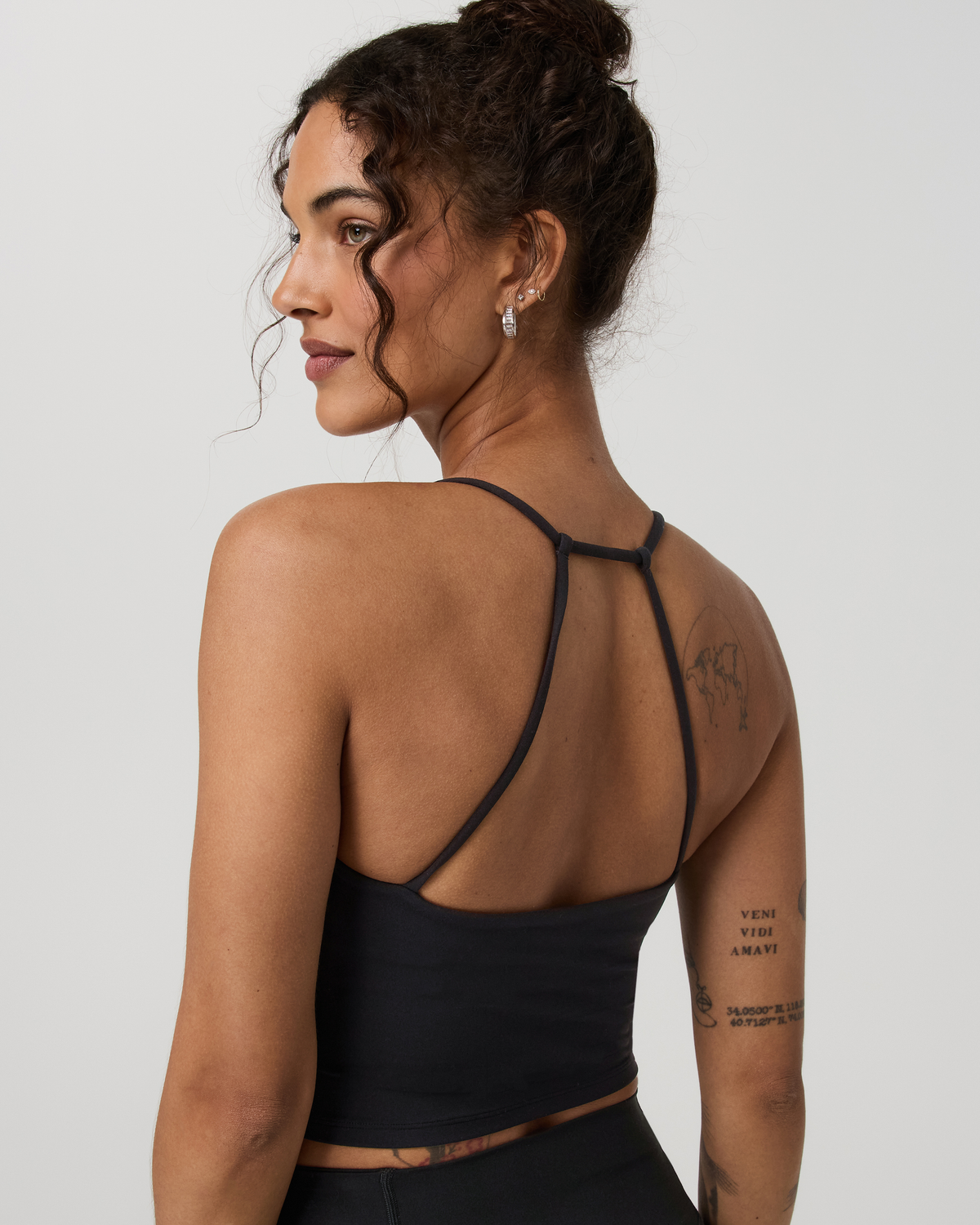 Vuori AllTheFeels™ Strappy Back Tank | Black
